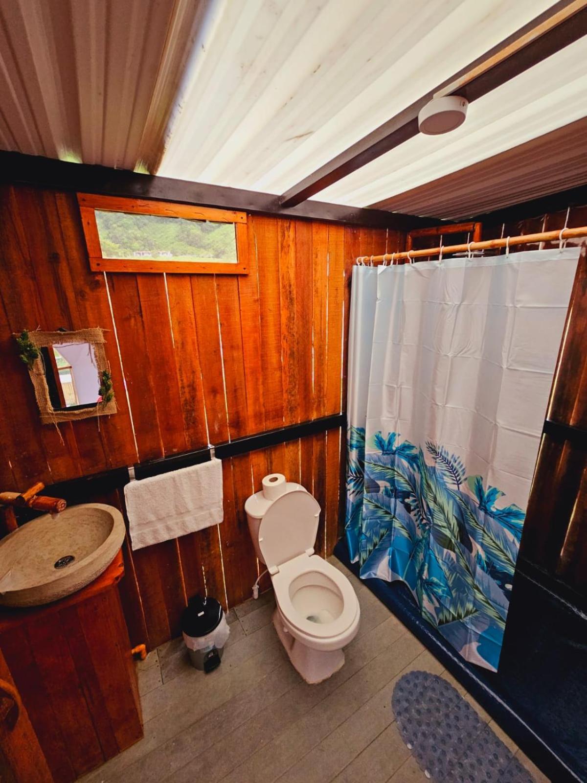 Campsite Glamping Y Alpina Buga