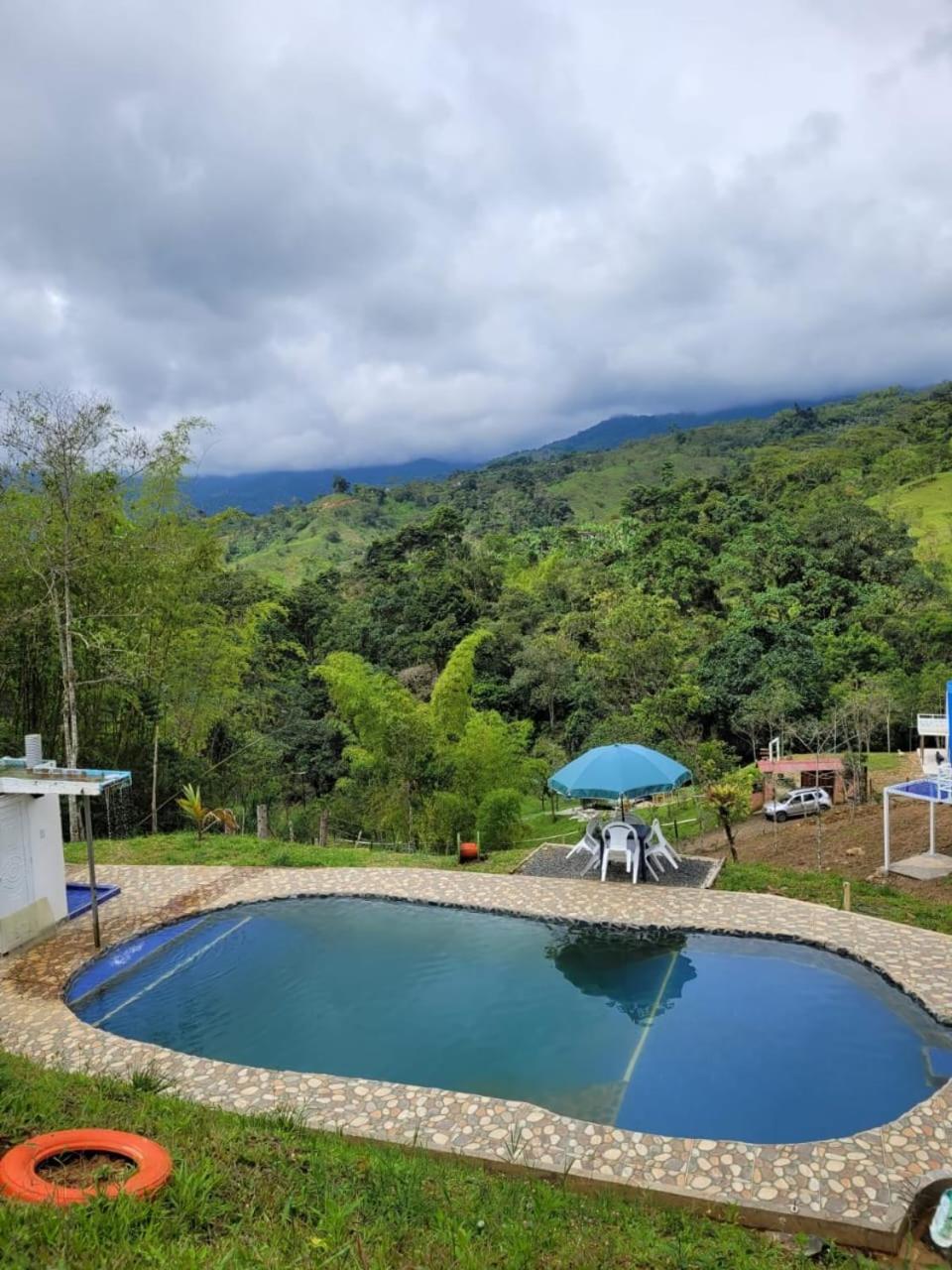 Glamping Y Alpina Campsite Buga